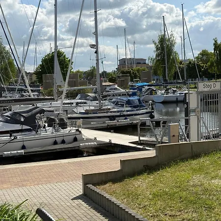 Holzteichstrasse 11 * Greifswald